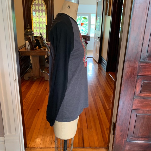 Harry Potter T-shirt from Universal Studios S EUC - Picture 5 of 6